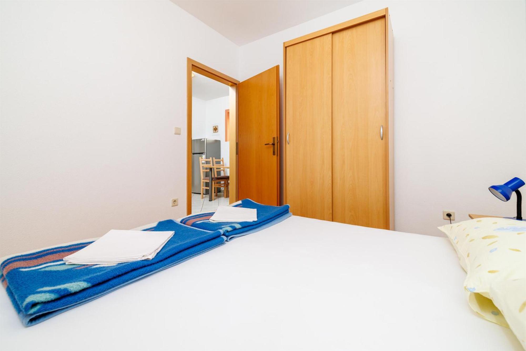 Apartment Julija Повиле Екстериор снимка